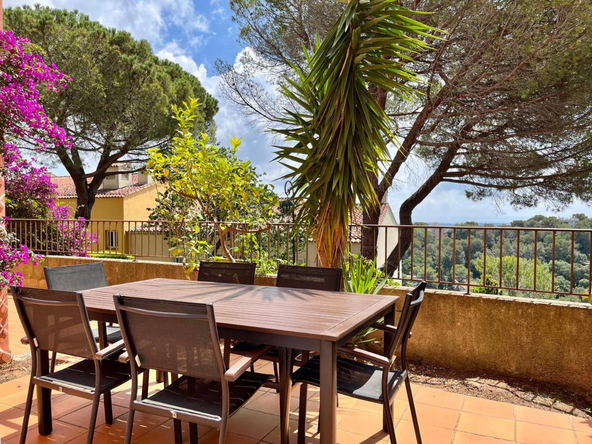 Village Typique - Piscine - Grande Terrasse Ombragee - Logement Climatise Mougins Bagian luar foto
